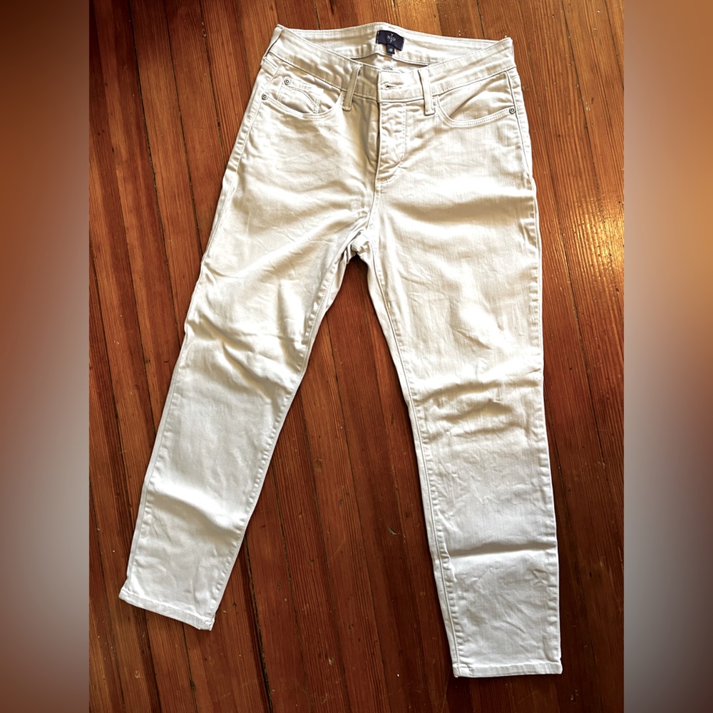 NYDJ white ankle jeans